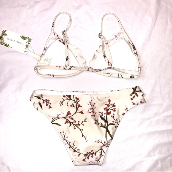 Chelsea & Violet Air of Elegance Bikini Set - NWT - Picture 3 of 10